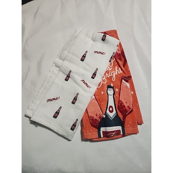 Holiday Cheer Kitchen Towels Making Spirits Bright Wine Bottles Set of 2 - Picture 5 of 7